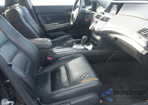 2010 Honda Accord 2.4 Ex-L z USA, uszkodzony, nr VIN 1HGCP2F83AA170755